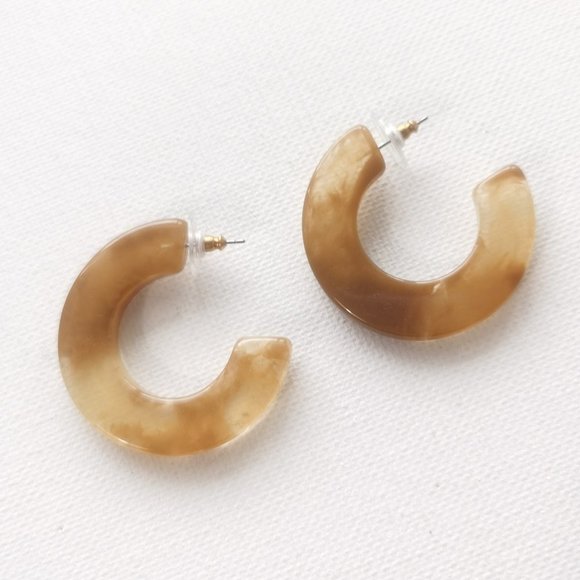 Free People Resin Hoop Earrings - Picture 1 of 4